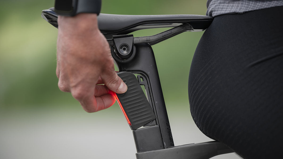 LUCE POSTERIORE SYNCROS PER FOIL 3 E PLASMA 7 "LUCE POSTERIORE SYNCROS CAMPBELL 20 AERO IL " black